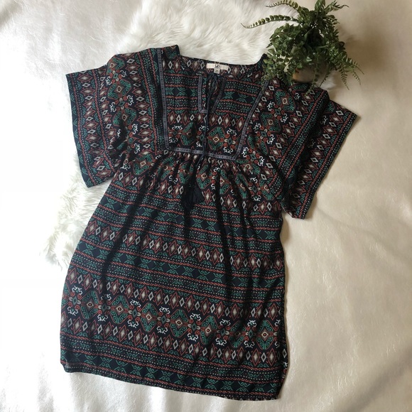 Ya Los Angeles Dresses & Skirts - NWOT Ya Kimono sleeved Boho print mini dress